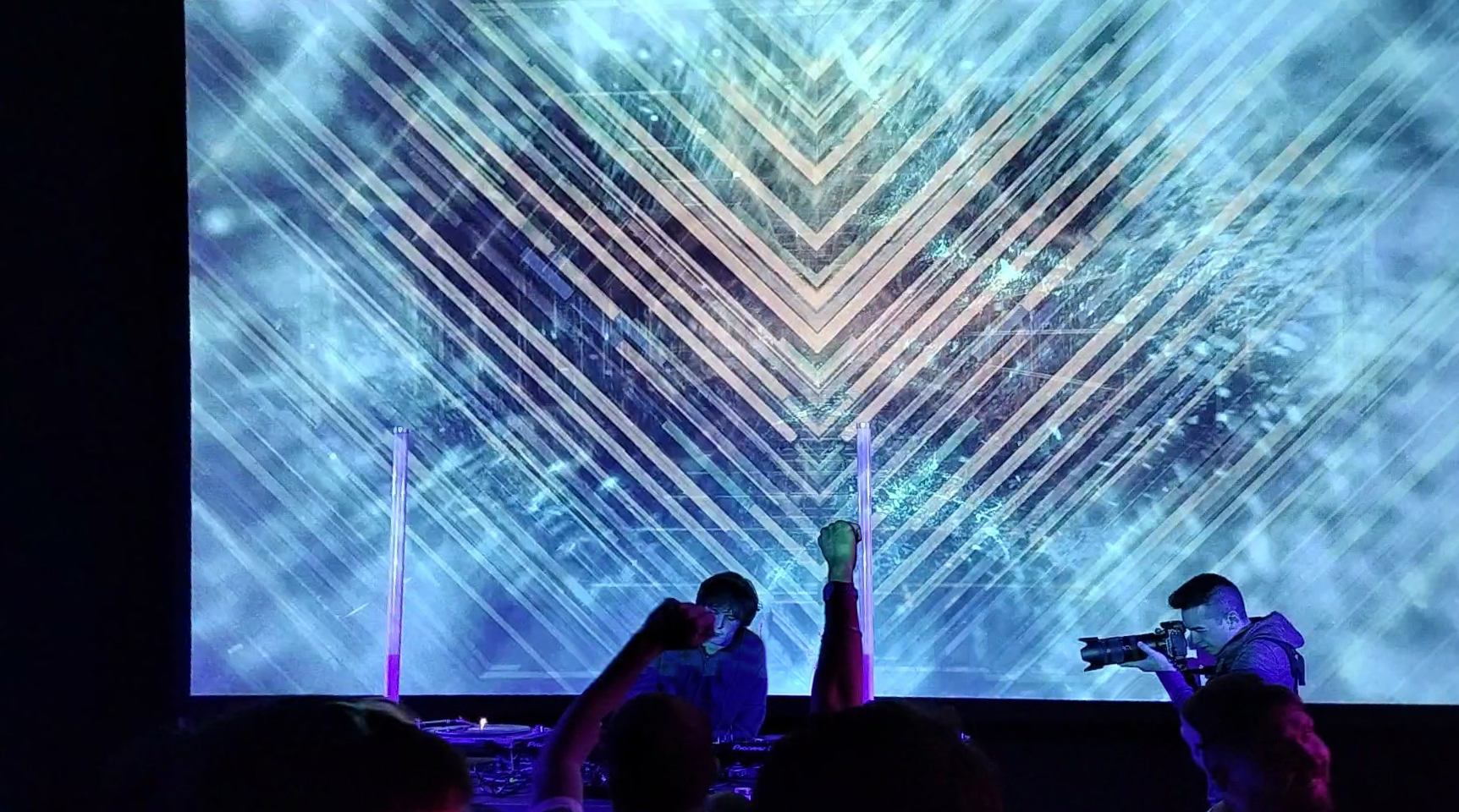 Live Events Realtime Media VJing Notch performance — Sublime Tecnologico