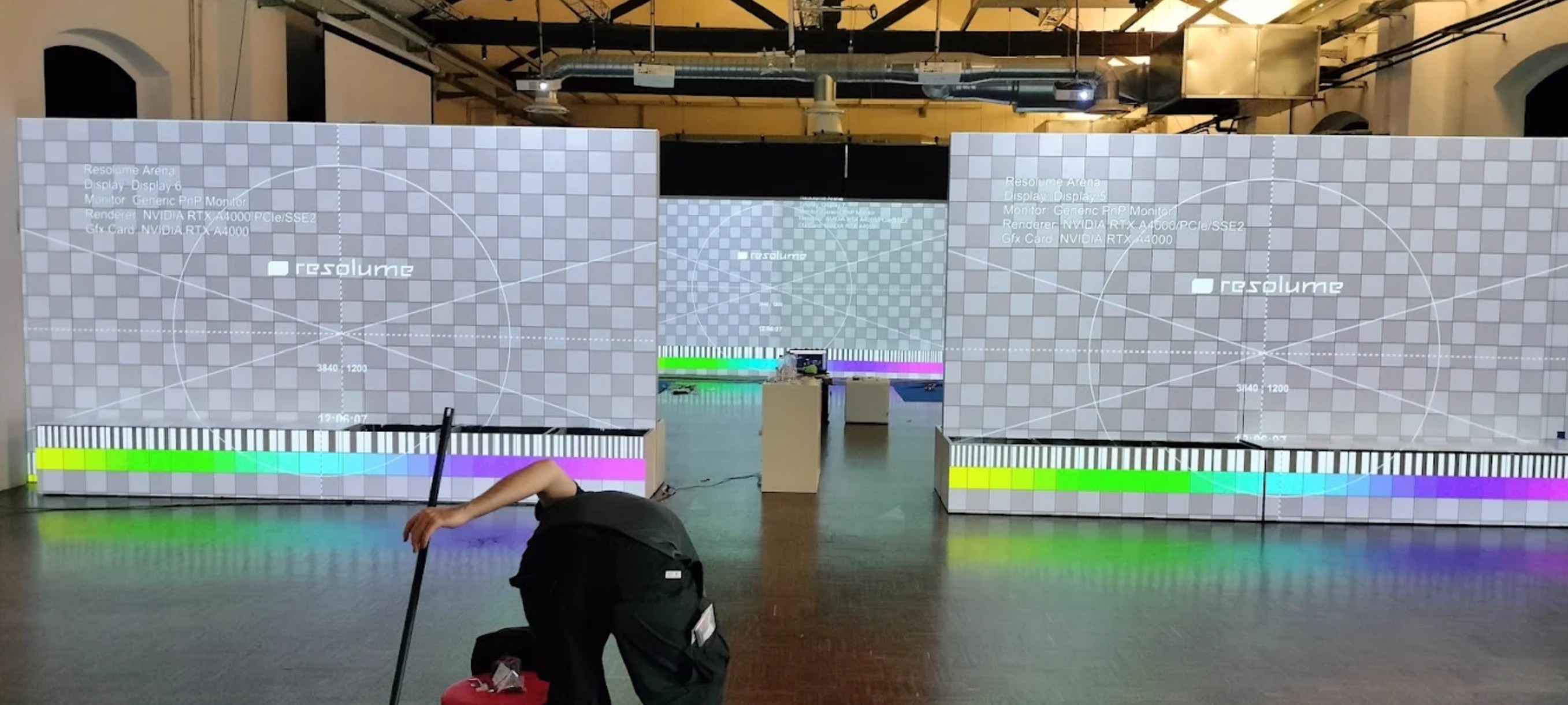 Simulazione proiezione su facciata Sublime Tecnologico